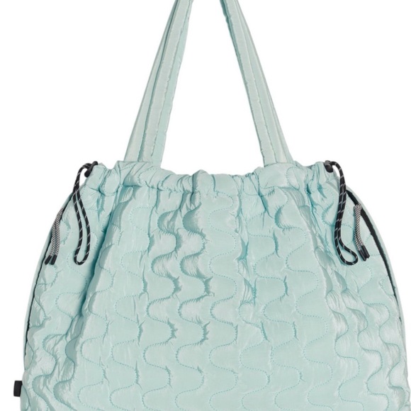 Free People FP Movement CLOUD 9 TOTE NWT - Picture 6 of 9